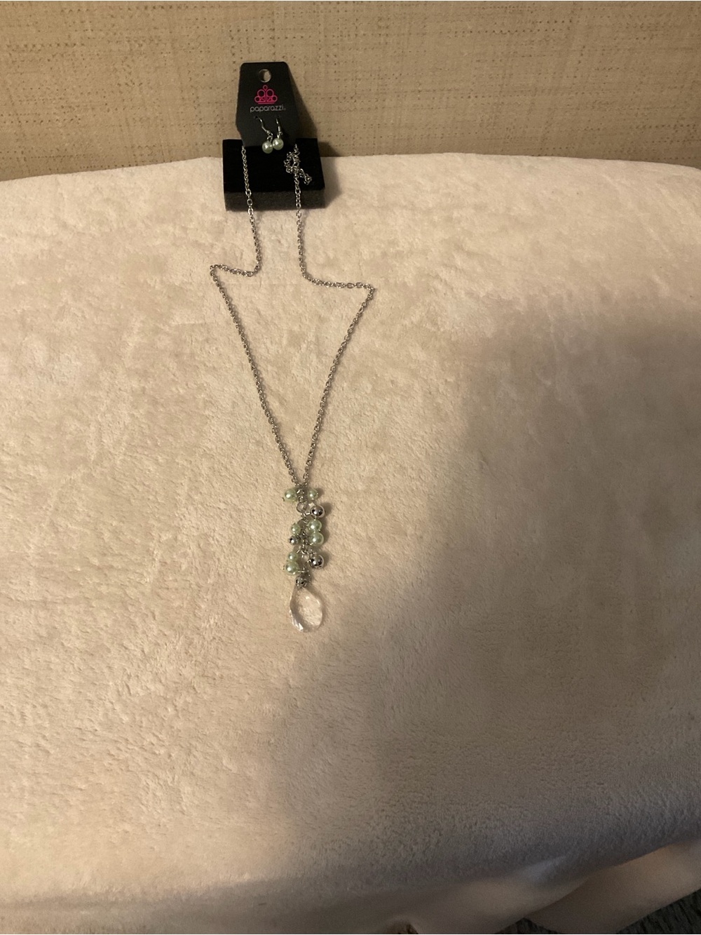paparazzi Silver Necklace with Pale Green Bead Cluster and Clear Teardrop
